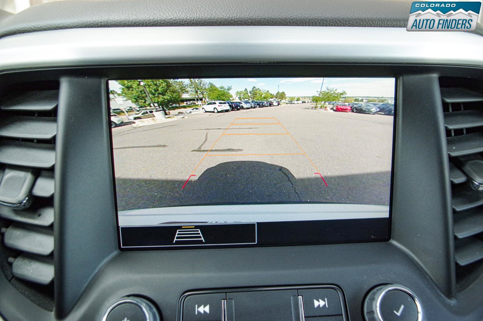 Used 2023 GMC Acadia SLE w/ Driver Convenience Package AWD/4WD image 19
