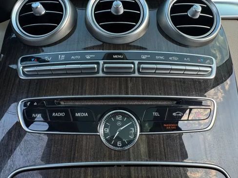 Used 2015 Mercedes-Benz C 300 4MATIC Sedan image 33