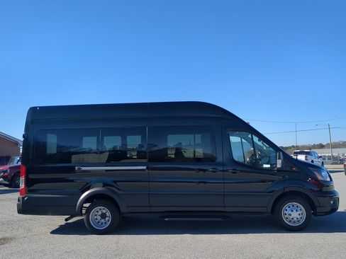 Used 2024 Ford Transit 350 XLT image 1