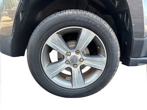 Used 2017 Jeep Patriot High Altitude FWD image 16