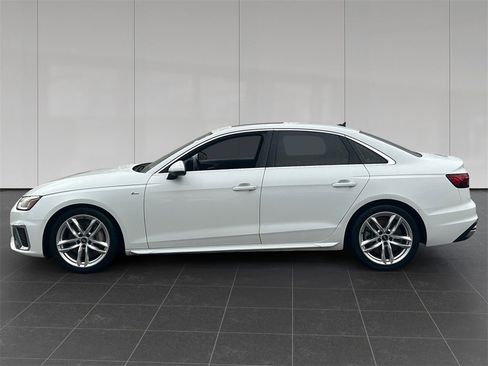 Used 2022 Audi A4 2.0T Premium Plus w/ Premium Plus Package image 2