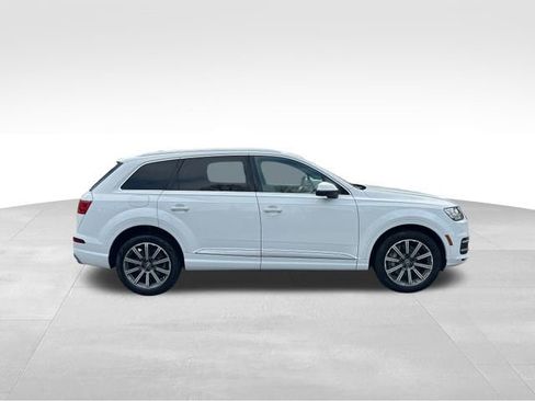 Used 2019 Audi Q7 3.0T Premium w/ Cold Weather Package AWD/4WD image 6