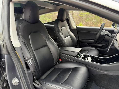 Used 2020 Tesla Model 3 image 27