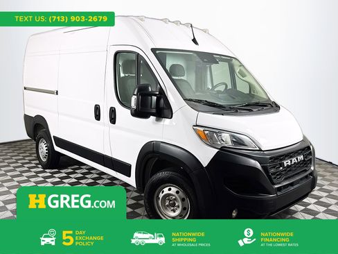 Used 2025 RAM ProMaster 2500 w/ Safety Group FWD image 1