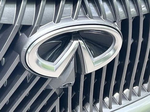 Certified 2026 INFINITI QX60 Luxe w/ Cargo Package FWD image 11