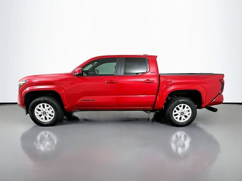 Certified 2026 Toyota Tacoma SR5 AWD/4WD image 8