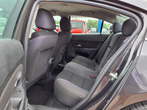 Used 2014 Chevrolet Cruze LT FWD image 10