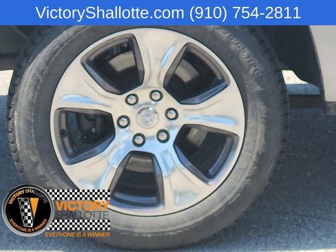Certified 2024 RAM 1500 Laramie RWD image 29