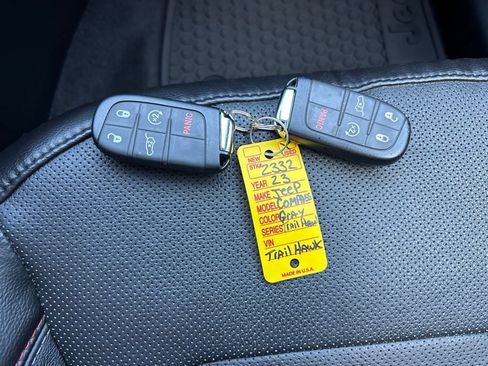 Used 2023 Jeep Compass Trailhawk w/ Trailhawk Elite Group AWD/4WD image 38