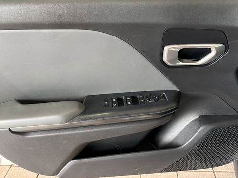 Used 2025 Kia K4 FWD image 18