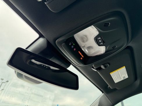 New 2025 Chevrolet Colorado LT w/ LT Convenience Package image 20