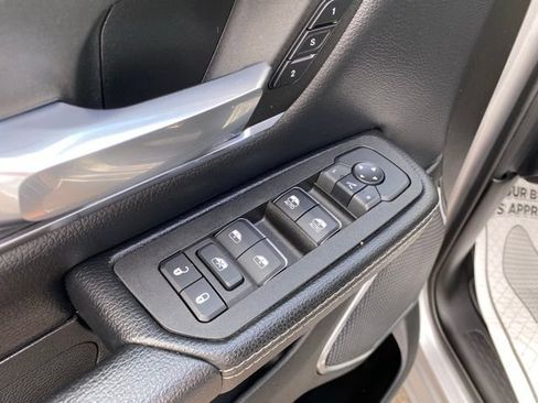 Used 2025 RAM 1500 Laramie w/ Sport Appearance Package AWD/4WD image 21