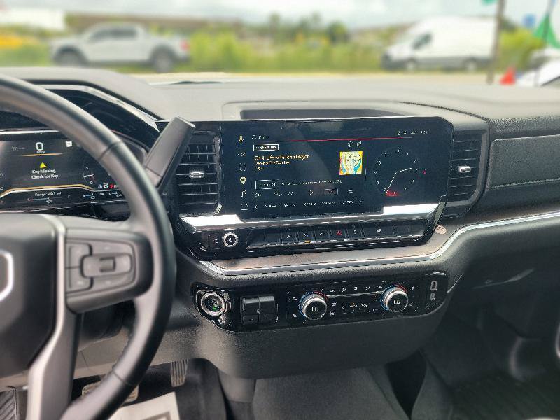 Used 2025 GMC Sierra 1500 SLT AWD/4WD image 14