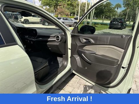 Used 2025 Chevrolet Trax ACTIV w/ Driver Confidence Package FWD image 23