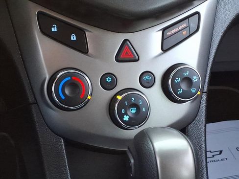 Used 2016 Chevrolet Sonic LT image 19