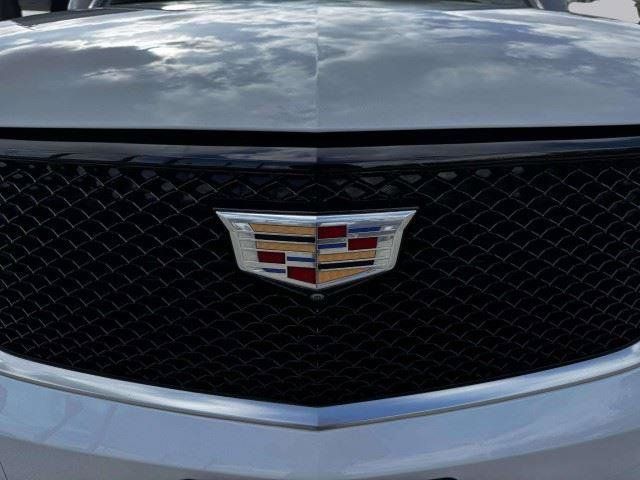 Used 2024 Cadillac XT6 Sport w/ Technology Package AWD/4WD image 14