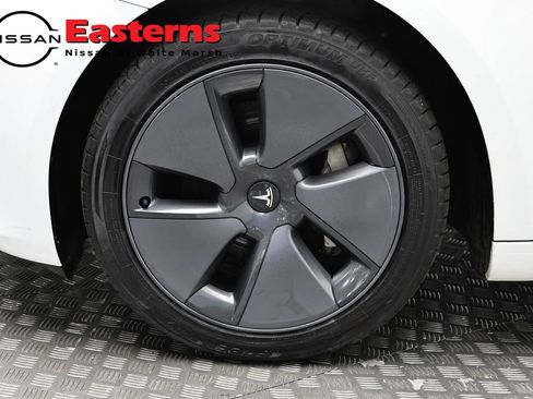 Used 2023 Tesla Model 3 Standard Range image 26