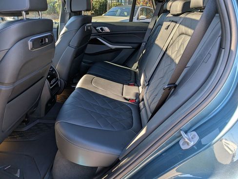 Used 2025 BMW X5 xDrive40i w/ Climate Comfort Package image 31