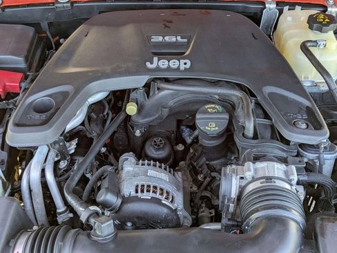 Used 2020 Jeep Wrangler Unlimited Sport AWD/4WD image 29