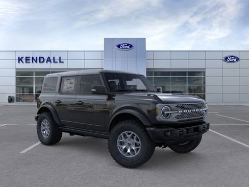 New 2025 Ford Bronco Badlands AWD/4WD image 7