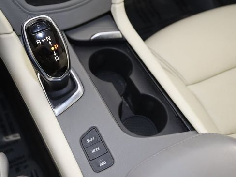 Used 2017 Cadillac XT5 Luxury w/ Driver Awareness Package image 27