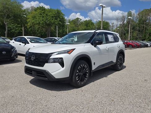 New 2026 Nissan Rogue SV FWD image 4