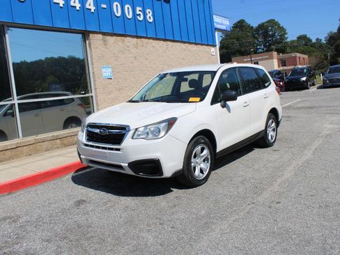 Used 2018 Subaru Forester 2.5i image 3