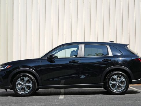 Used 2026 Honda HR-V LX image 8