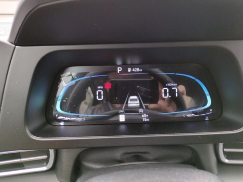 New 2026 Hyundai Elantra SE FWD image 21