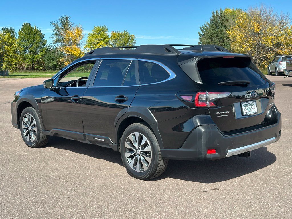 Used 2024 Subaru Outback Limited AWD/4WD image 5