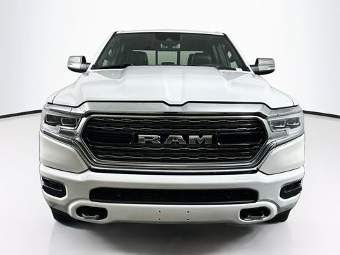 Used 2022 RAM 1500 Limited AWD/4WD image 2