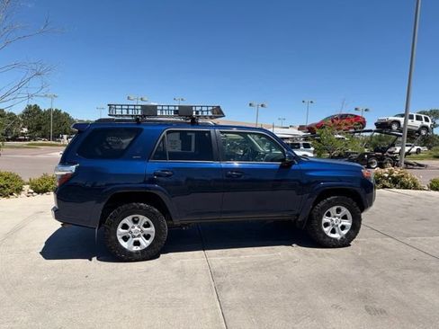 Used 2016 Toyota 4Runner SR5 AWD/4WD image 12