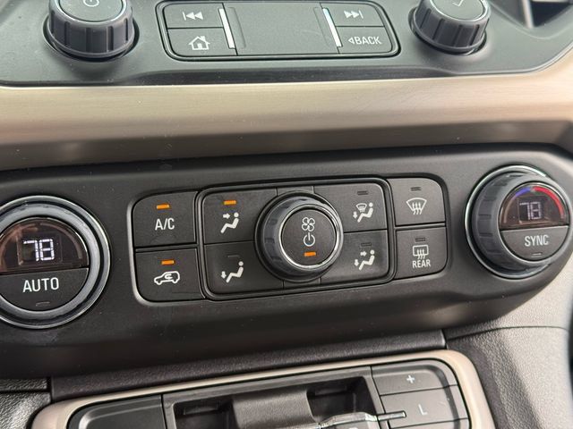 Used 2023 GMC Acadia Denali w/ Denali Ultimate Package AWD/4WD image 19