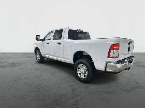 Used 2023 RAM 2500 Tradesman w/ Chrome Appearance Group image 9