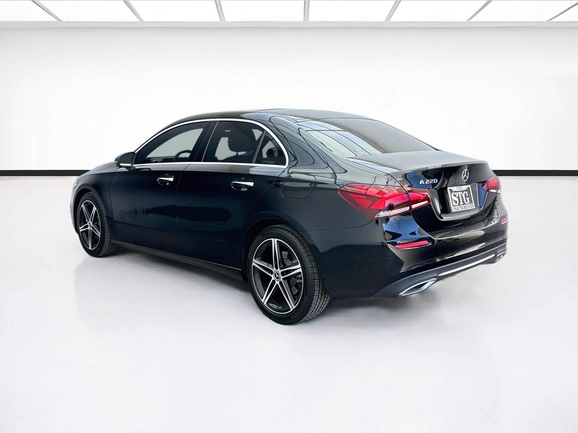 Used 2022 Mercedes-Benz A 220 image 6
