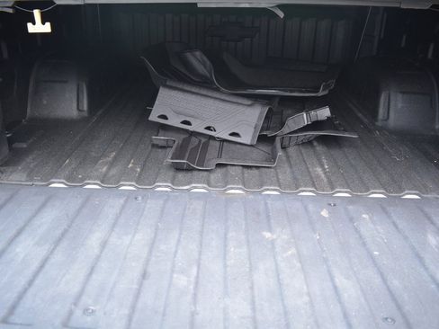 Used 2019 Chevrolet Silverado 1500 LT image 23