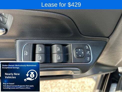 Used 2025 Mercedes-Benz GLB 250 4MATIC image 27