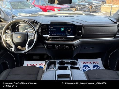 Used 2024 Chevrolet Silverado 3500 LT image 15