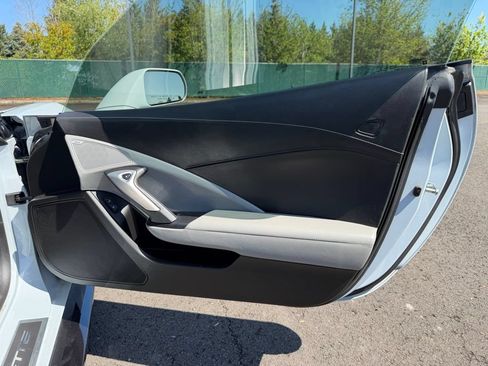 Used 2019 Chevrolet Corvette Grand Sport RWD image 32