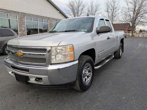 Used 2013 Chevrolet Silverado 1500 LT image 2