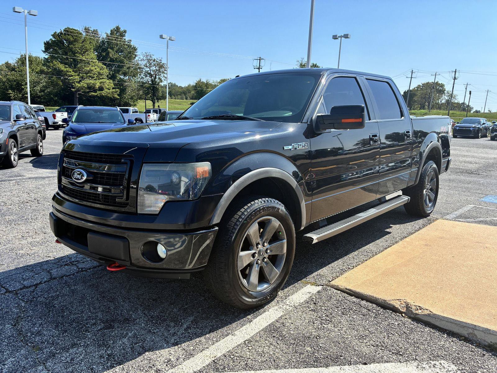 Used 2014 Ford F150 FX4 w/ Equipment Group 402A Luxury AWD/4WD image 4