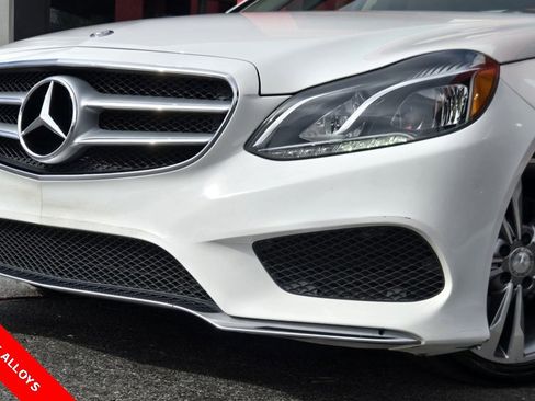 Used 2016 Mercedes-Benz E 350 Sedan image 2