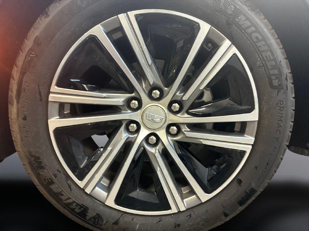 Used 2025 Cadillac Lyriq Luxury AWD/4WD image 9