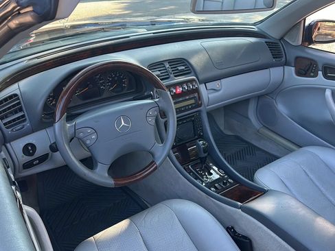 Used 2001 Mercedes-Benz CLK 320 Cabriolet w/ K2 Opt Pkg image 16