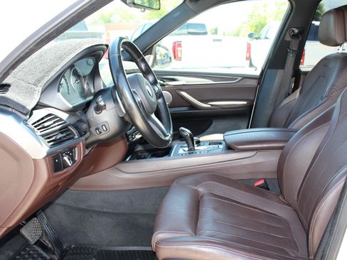Used 2017 BMW X5 xDrive50i AWD/4WD image 13