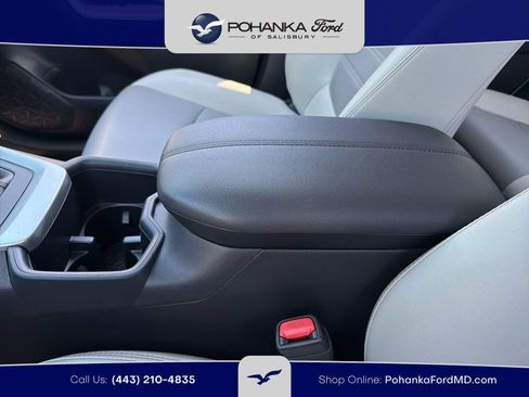 Used 2022 Toyota RAV4 XLE Premium AWD/4WD image 13