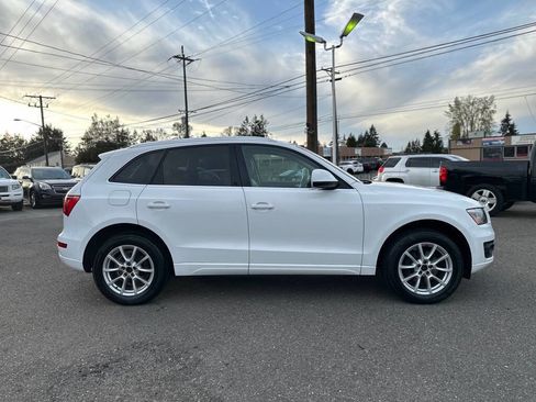 Used 2010 Audi Q5 3.2 Premium Plus w/ Premium Plus Pkg image 5