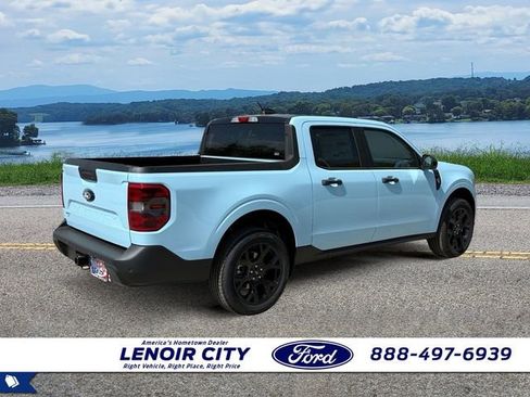 New 2026 Ford Maverick XLT AWD/4WD image 3