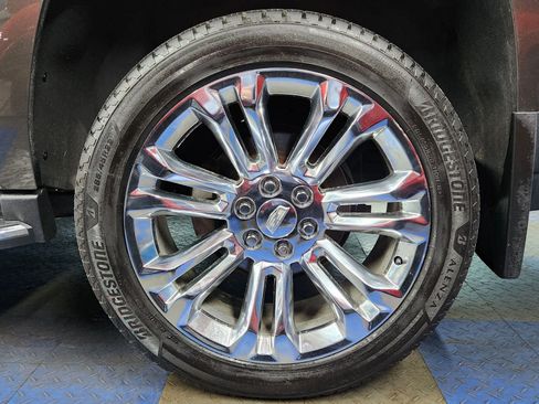 Used 2020 Cadillac Escalade Luxury w/ LPO, Radiant Package image 71