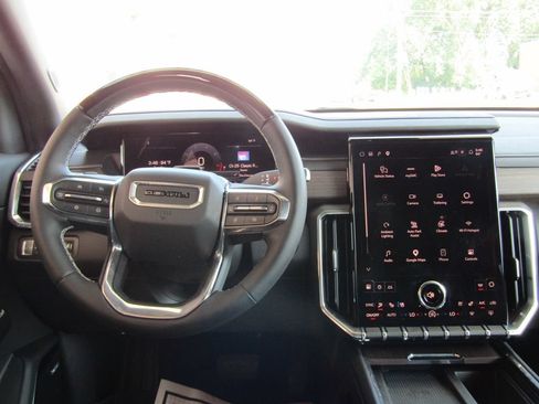 Used 2026 GMC Acadia Denali w/ Super Cruise Package AWD/4WD image 5